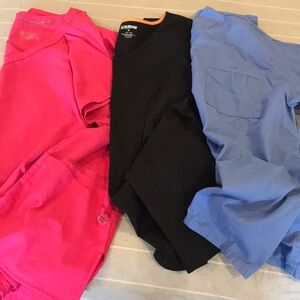 Lot 986, 3 3X ladies scrub tops